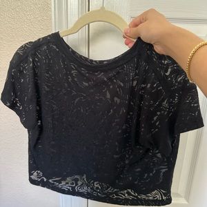 lululemon cates tee *veil